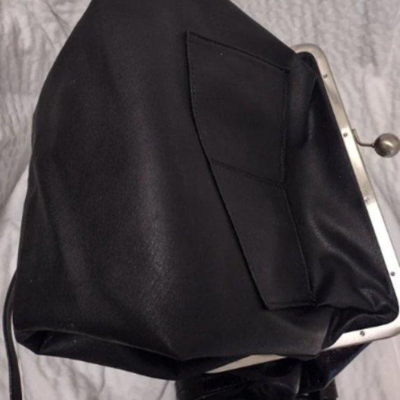 SOLD Lia Numa Made in Italy Leather Kiss Lock with Detachable Crossbody Strap - Picture 7 of 7